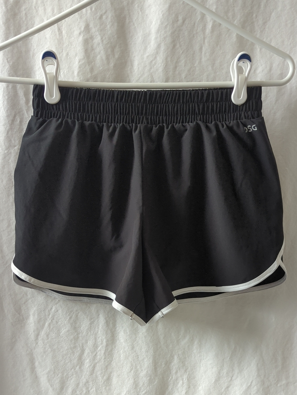 DSG Girls Mid Rise Stride Shorts Black White Size Large L 14 Athletic Running